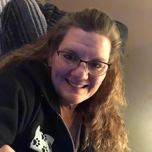 Meet your Posher, Mandy - Picture 1 of 1